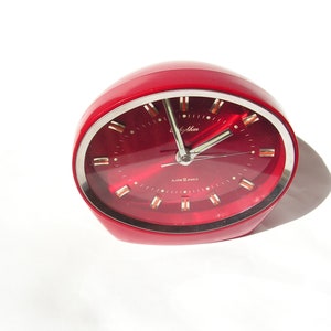 Rare alarm clock RHYTHM Working Japanese alarm clock Mechanical alarm clock Retro alarm clock Red clock Office decor