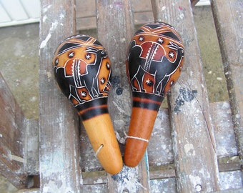 Calabaza seca de maracas vintage, calabaza seca maracas pintada a mano, instrumento musical de percusión, maracas de arte, instrumento de música antigua