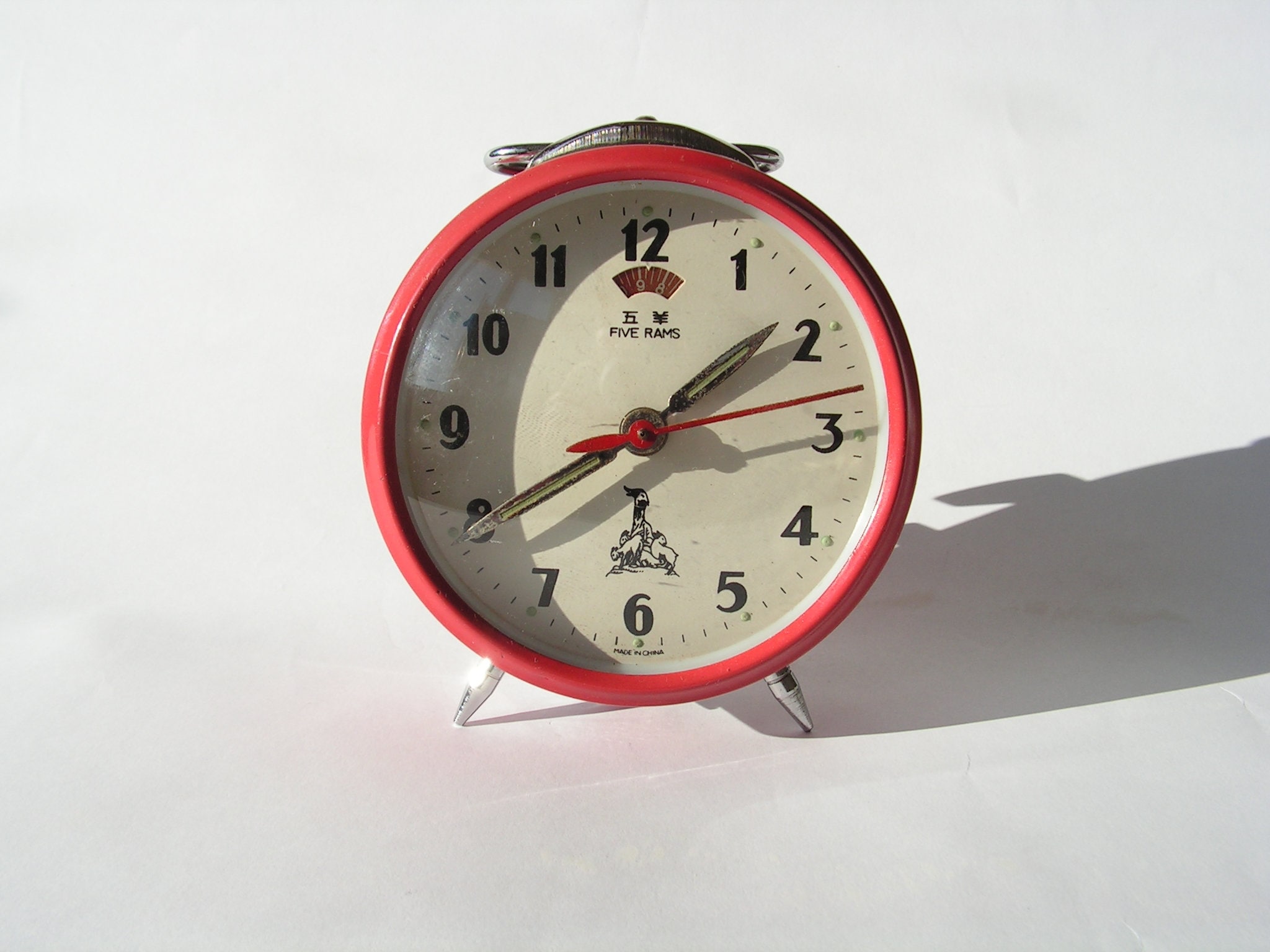 Vintage Red Chinese Mechanical Clock, Retro Table Decor (alarm Not
