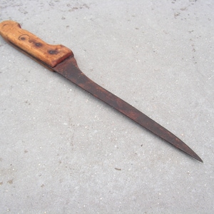 Antique Knife Long patina blade knife Old knife Shepherd knife Primitive Wooden handle Knife Hand made knife Collector&#39;s knife Hunting knife