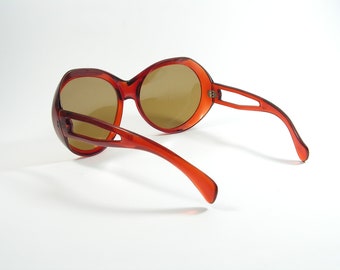 Extravagant ladies sunglasses OKULA Vintage women sunglasses Smoky colored lenses Retro plastic red brown sunglasses Hippie oversize glasses
