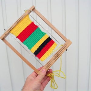 Telar de telaje de madera vintage GOKI Pequeño telar rectangular Telar de tejido para niños Herramientas para tejedores Retro telar Toy Weaving Telar Weaving Kit