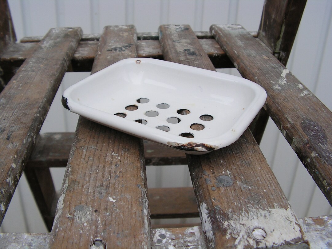 Vintage Enamel Soap Dish Soap Enamelled Holder Rustic Soap Etsy