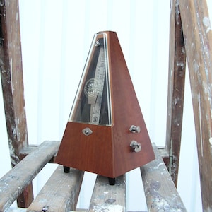Vintage GDR metronome, Germany metronome, Wooden mechanical metronome, Retro musician tool , Metronome DDR