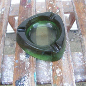 Vintage plastic ashtray Green ashtray Old collectible ashtray Translucent triangular ashtray Retro ashtray Gift for smoker