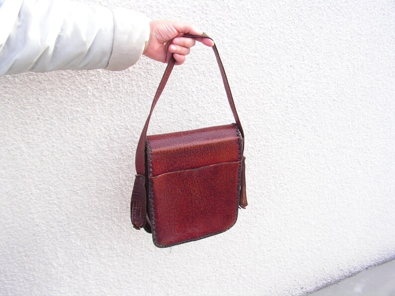 Vintage Leather Bag 70s Brown Fringe Handbag Bag Handbag Tooled Purse Retro Woman Hippie Bag Embossed Dark Brown Genuine Leather Bag image 5