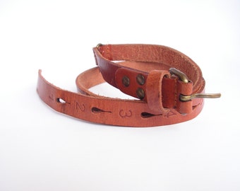 Vintage Leather Belt/Plain Leather Belt/Womens Leather Belt/Cowgirl Belt/Tan Cowhide Leather/Rockabilly/Vintage Hippie Belt