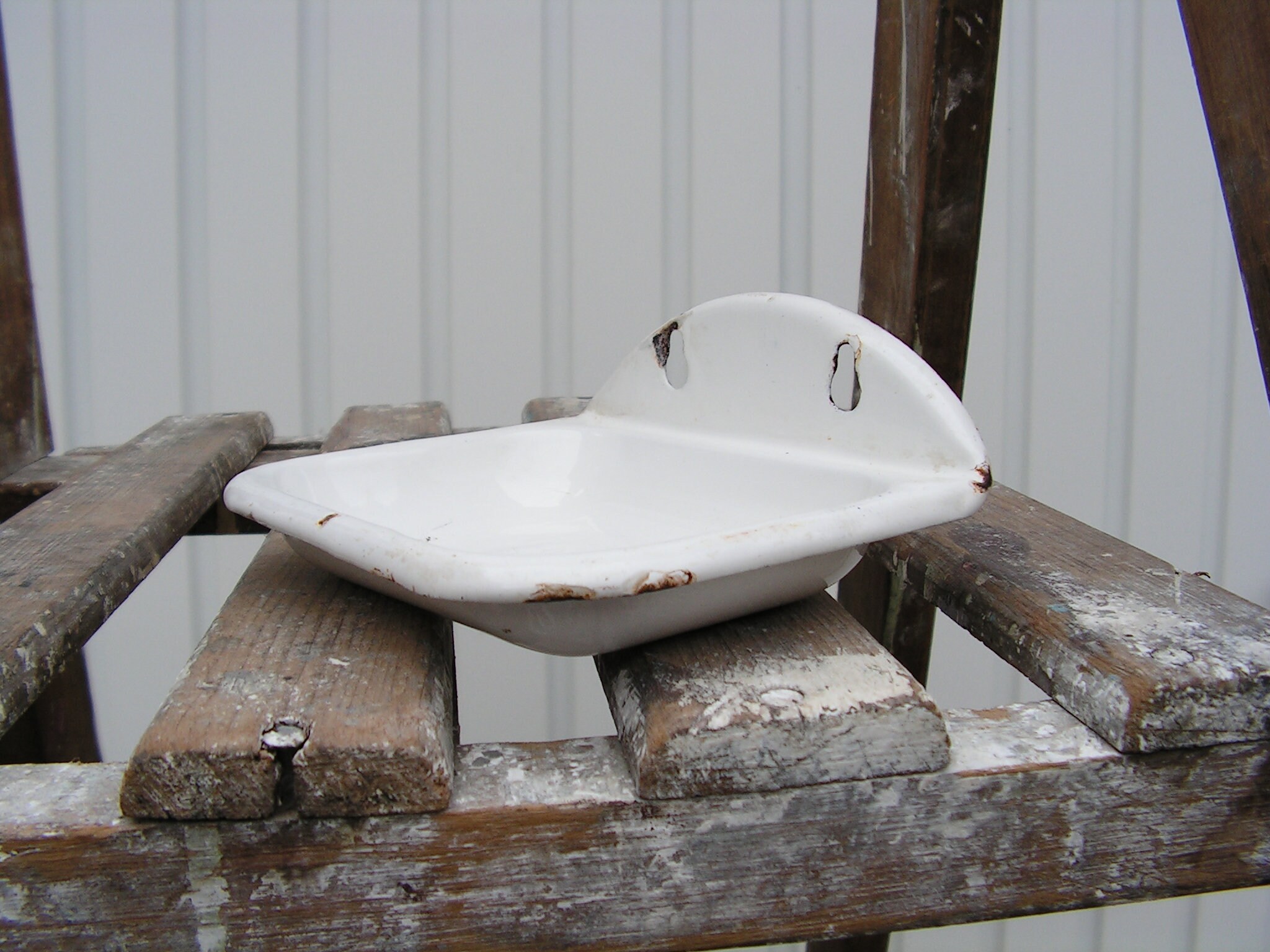 Vintage enamel soap dish Soap enamelled holder Rustic soap Etsy