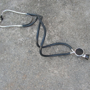 Vintage Stethoscope SMIC Doctors Stethoscope for collection Medical China 80s Old Medical Equipment Phonendoscope Medical Instrument