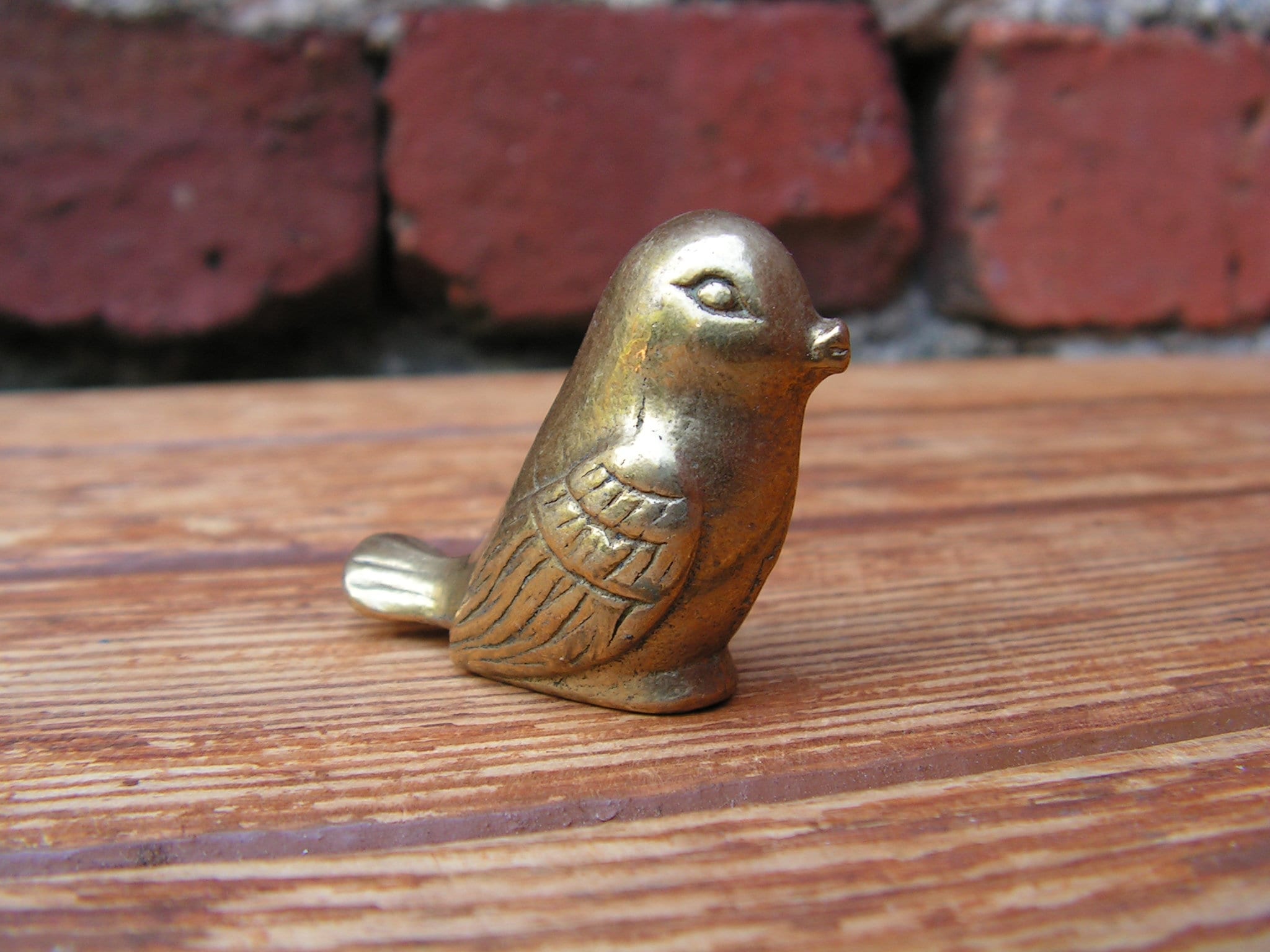 アンティーク真鍮の鳥 1920 年代、鳥の置物、小さな金属製の鳥、金属製