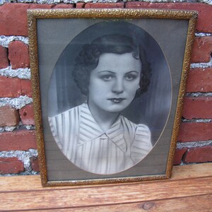Pencil portrait girl 1930s Black white pencil portrait Pencil portrait wooden frame glass Pencil drawing lady&#39;s face head of woman