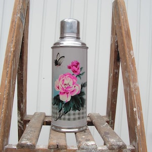 Vintage big thermos flowers Chinese aluminum thermos 1980s Travel thermos Kitchen Retro vacuum thermos Camping metal thermos Vacuum flask