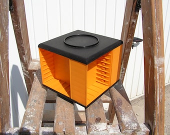 ヴィンテージ80年代カセットテープホルダー：回転式オレンジ＆ブラック