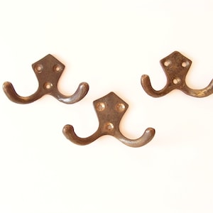 Vintage Wall Hook Solid Brass Set of 3 Antique Brass Coat Hangers Decorative Wall Metal Hooks Key Wall Hooks