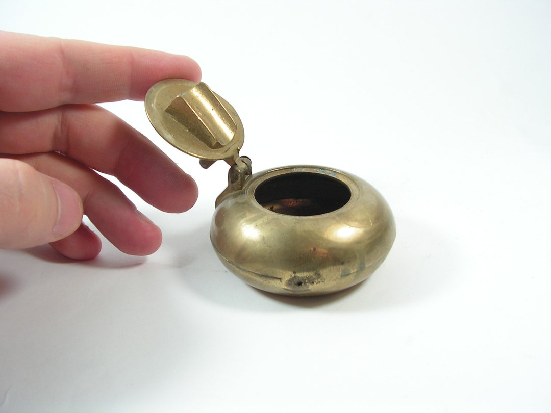 Vintage Pocket Ashtray, Brass Small Ashtray With Lid, Bar Decor