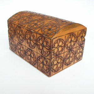 Vintage wooden box Handmade jewelry box Pencil box Memory box Pyrographed wooden box Collectible box Home decor Office decor Gift idea