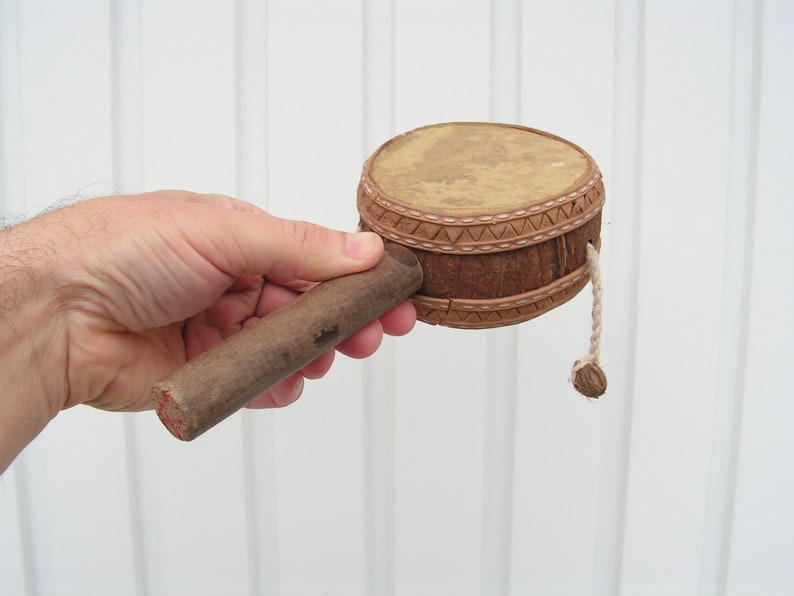 Vintage Lovely Leather Drum Rattle Drum Wood Handle Professional Drum ...