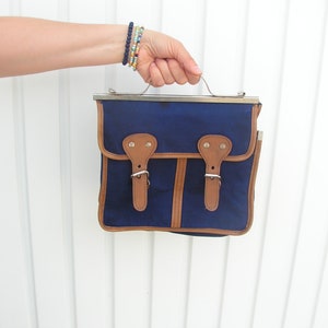 cartable vintage en détresse sac à dos scolaire bleu de taille moyenne porte-documents pour enfants poignée en métal ancien sac de voyage besace porte-documents