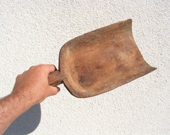 Antique solid grain scoop 1800s Ladle for grains Rustic collectable scoop Old handmade scoop Primitive kitchen scoop Wooden handle scoop