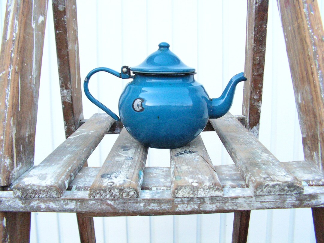 Small Blue Enamel Teapot 0.7 L for Decoration Blue Enamel Kettle