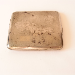 Étui de cigarette gravé en métal, cas de cigarette vintage socialisme Tchécoslovaquie, Support en métal de tonalité d’argent, Support de tabac, Cadeau pour le fumeur