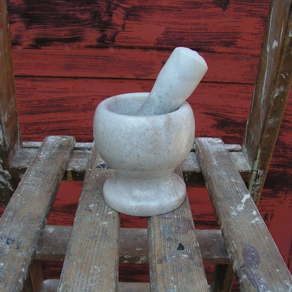 Vintage marble mortar pestle, Heavy white stone mortar and pestle, Herb stone grinder, Medicine bowl, Pharmacy display