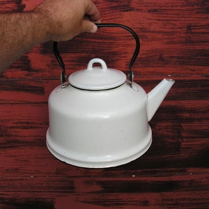 Retro enamel teapot 60s White enamel kettle Vintage enamel teapot Vintage Enamelware Socialism enamel Kitchen decoration