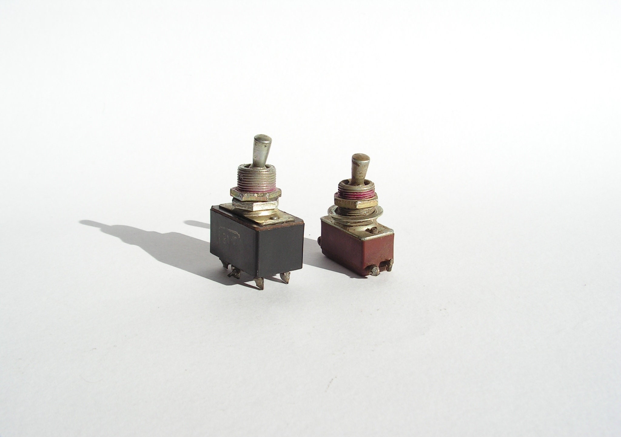 Vintage On/off Toggle Switch, Set of 2 Vintage Switches, Old Electrical ...