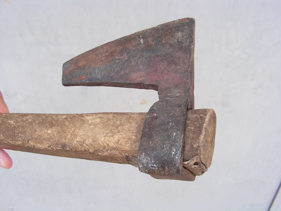 ANCIEN OUTIL DE Coupe Bois Ancien En Fer Rustique Forgé À La Main Hache