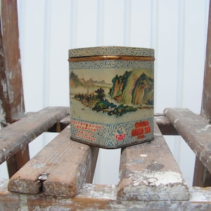 Vintage box China Tea tin box Collectible metal box Tea old painted box Rectangular Chinese metal box