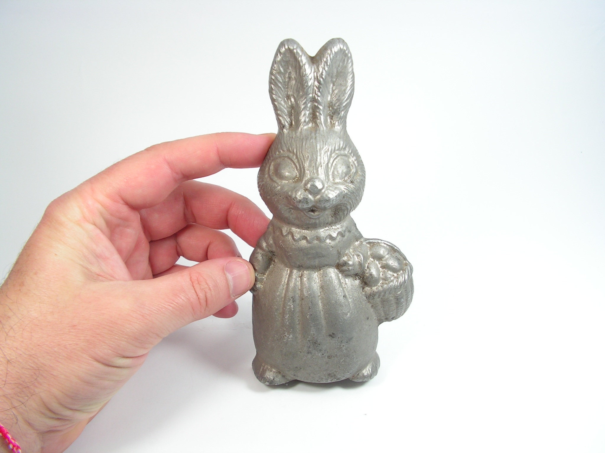 DOSERTY Statuetta di lepre pasquale in legno ornamento fatto a mano