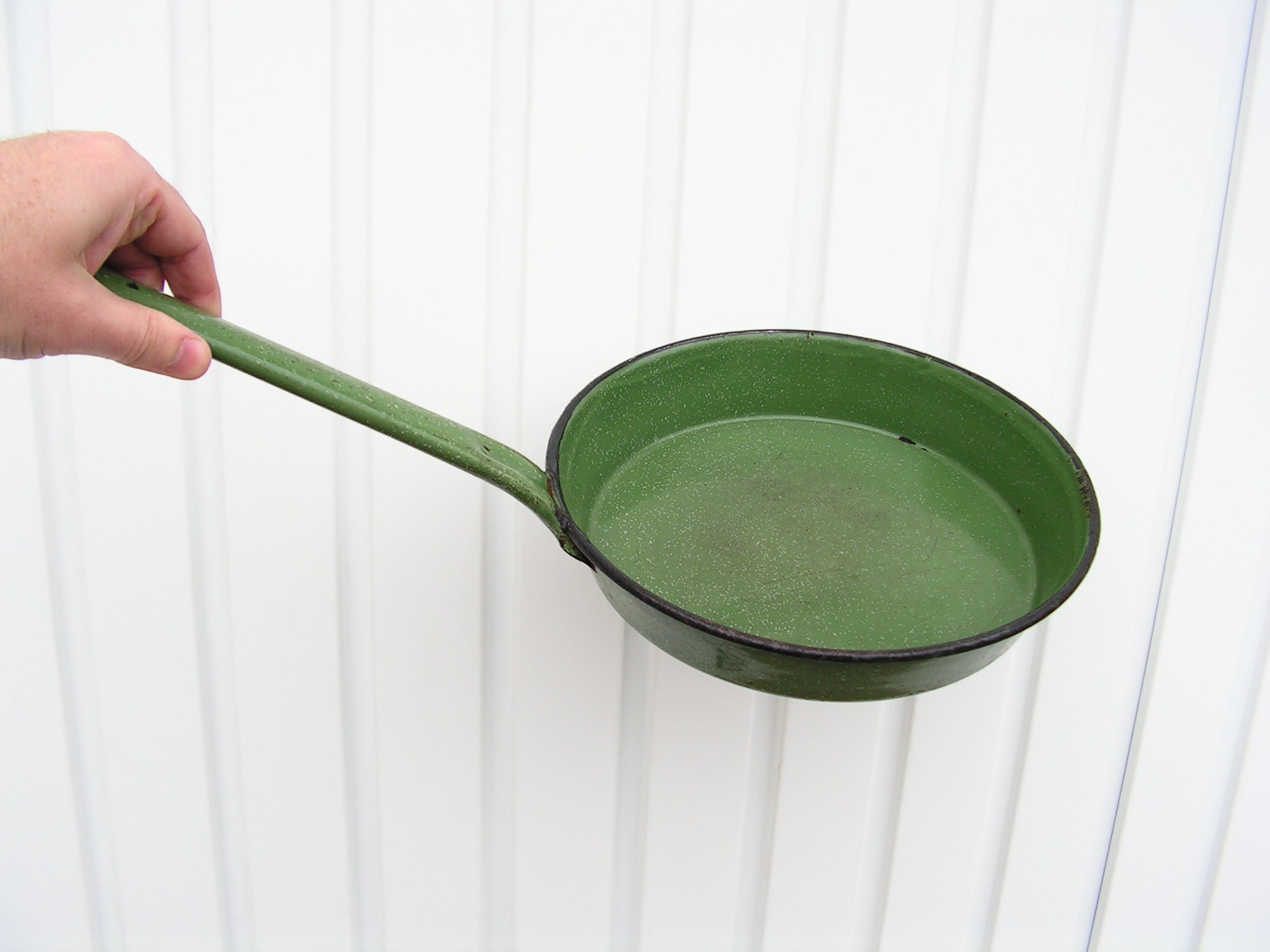 Vintage Enameled Pan Kitchen Enamel Fry Pan Enamelware Green Baking Pan  Enamel Cooking Utensil Rustic Decor Kitchen Decor 