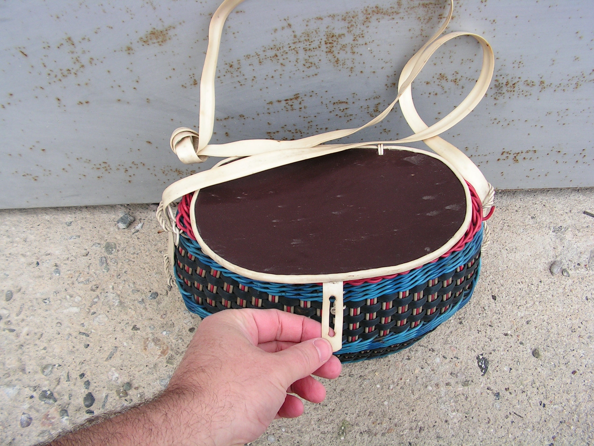 Ancien Panier De Pêche Créel En Osier - Vintage Avec Sangle Cuir (manque Loquet)