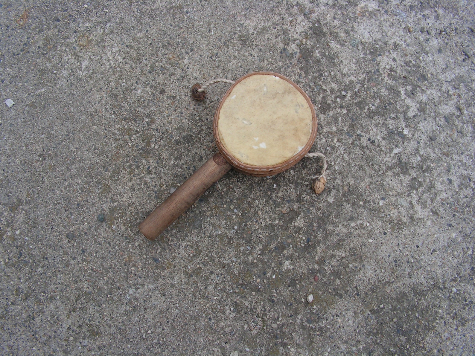 Vintage Lovely Leather Drum Rattle Drum Wood Handle Professional Drum ...