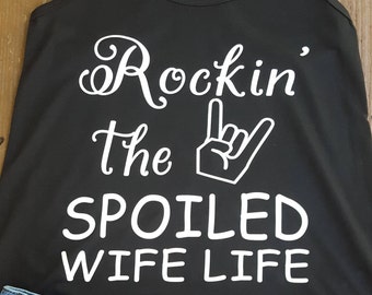 Rockin The Spoiled Wife Life SVG Afbeelding Door CraftlabSVG · Creative
