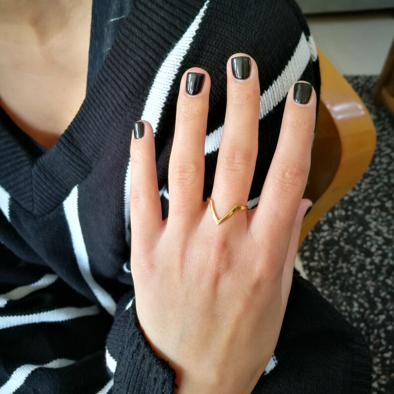 18k gold plated V shape ring