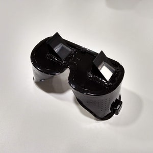 Perception Distortion Goggles Black