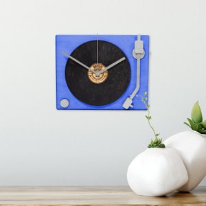 Custom Turntable Clock: Personalized Wooden Record Player, Music Lover Gift