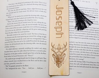Personalized Wooden Bookmark: Engraved Deer, Custom Tassel, Gift for Reader