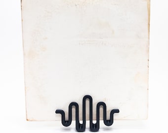 3D Printed Vinyl Record Stand: Black Wave LP Display