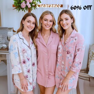 Set of 4,5,6,7,8,9 Bridal Party Floral Pajamas, Monogram Pajama Shirts, Personalized Sleep Shirts,  Bridesmaid Button Down Shirts