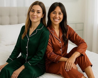 Satin Bridesmaid Pajamas Set | Personalized Bridal Party PJs