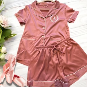 Dance Team Personalized pajamas, Super SOFT SATIN Pajama Set, Customized Gift For Dancer - Ballerina Gift - Gymnastics Gifts - Dance Coach