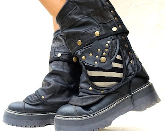 CZARNE NAKŁADKI NA BUTY NR 112..Z kieszeniami..kowbojskie buty z frędzlami/buty skórzane/buty steampunk/buty festiwalowe/buty motocyklowe