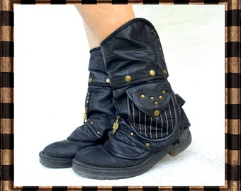 CUBREBOTAS NEGRAS nº133..Con bolsillos.. botas camperas con flecos/ botas de piel/ botas estilo steampunk/ botas festival/ botas motero