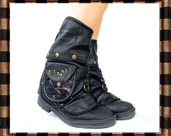 BLACK BOOT COVER nº131..With pockets..leather boots/ fringed country boots/ steampunk style boots/ festival boots/ biker boots