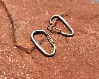 ピアス Carabiner Hoop Earrings #5275 Oval Carabiner Hoop Earrings – Sterling Forever