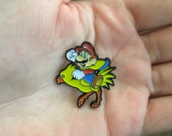 Mario Chocobo Pin de esmalte suave Final Fantasy Nintendo Sony