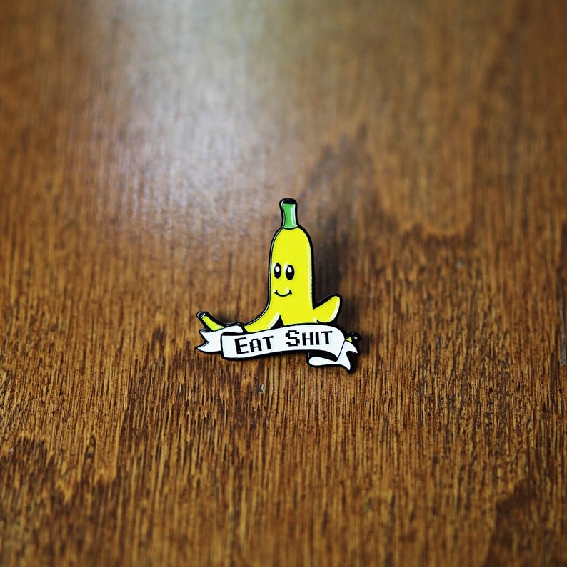 Banana Soft Enamel Pin Mario Kart Nintendo