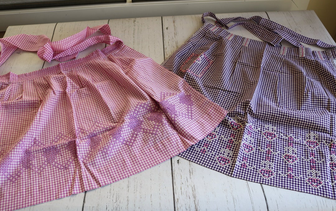 Vintage Aprons 2, Gingham Half Aprons With Pockets and Decorative Cross